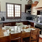 Super Mario - Casa Dos Moinhos Nyaraló