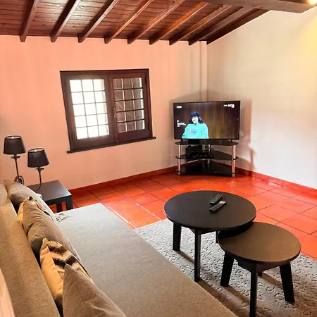 Super Mario - Casa Dos Moinhos Tatil Evi *