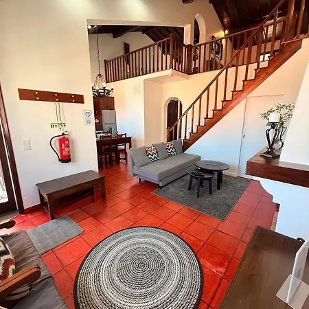 Super Mario - Casa Dos Moinhos Porto Formoso