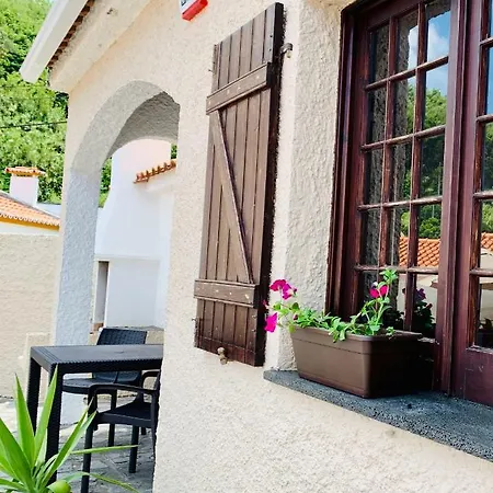 Super Mario - Casa Dos Moinhos *